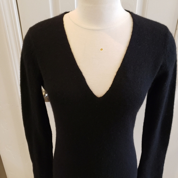Minnie Rose cashmere flare sleeve size Small - Picture 2 of 9